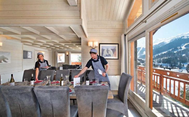 Chalet Le Cedre Blanc, Meribel, France. Dining room 